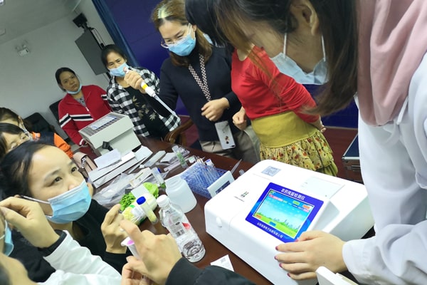 硬汉视频app科技农残仪走进广西南宁市场监督局